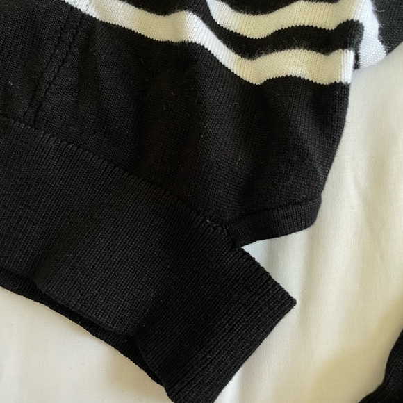 GUESS Cutout Sweater - Picture 2 of 4